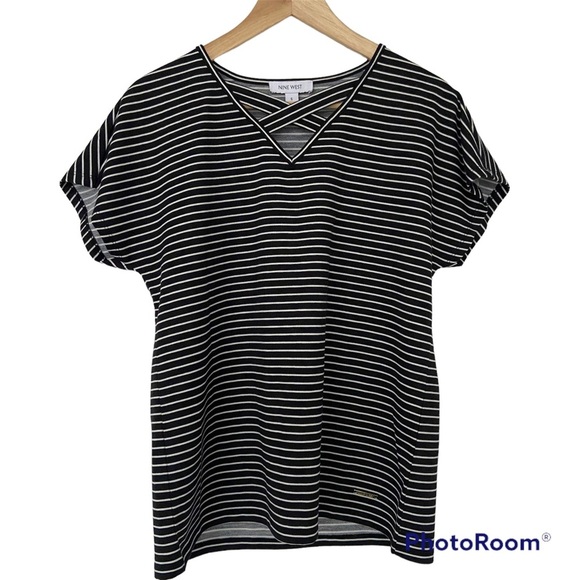 NINE WEST BLACK/WHITE STRIPED DOLMAN TSHIRT W/ CRISSCROSS NECKLINE DETAIL, S - Picture 1 of 8
